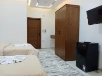 New Panorama Inn