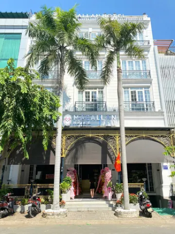 MACALLAN HOTEL Phu My Hung- SECC Отели рядом с достопримечательностью «Yofi Fitness Center»