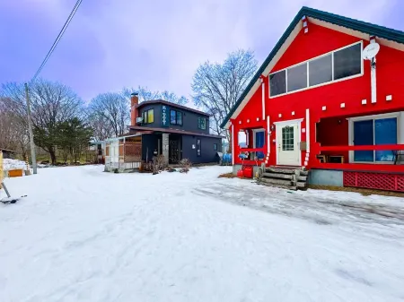 M&TTT Отели рядом со станцией JR Shiraoi Station