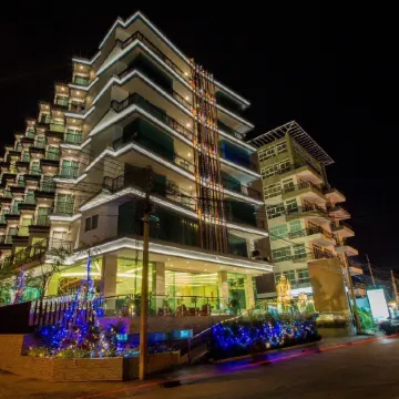 Royal Prince Resort Pattaya Отели рядом с достопримечательностью «Парк Паттайя»