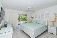 Beach Living at Discovery Point Club