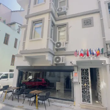 La Mer Old City Hotel