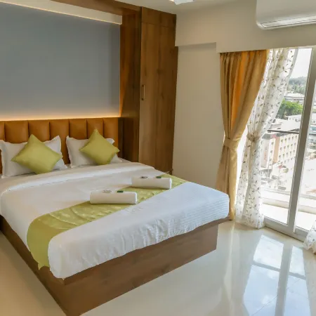 Hotel Heraa International