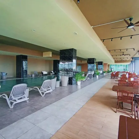 OliveSky Suites by Grab A Stay ICC Ipoh Parade 2 King Bed