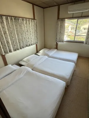 2LDKの一棟貸、唐津城近隣、目の前松原と海、最適なロケーション地。最大5名様OK。 - 駐車場