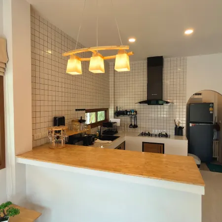 The Chaloklum Loft 2 bedroom near beach