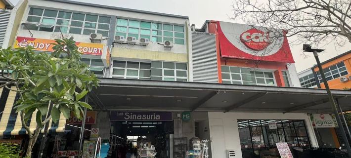 Butik Sinasuria (Sebelah CCK) Отели в г. Сибу