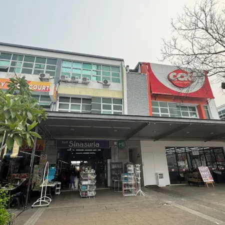 Butik Sinasuria (Sebelah CCK)