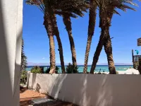Central Seafront Chalet - Walk to Everything - 2星級
