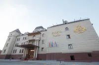 Krokus Plaza Hotel Hotels near Chorsu Bazaar