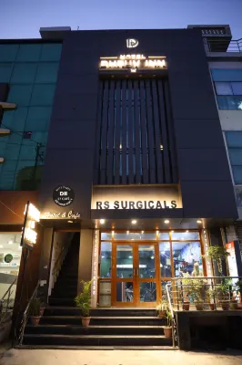 Hotel Dhruv Inn Vishnu Inter College Play Ground 주변 호텔