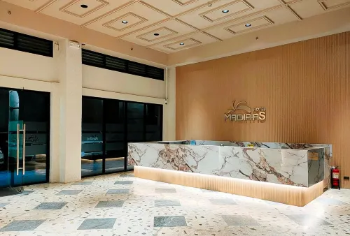 Hotel Madiaas by RedDoorz Hoteles en Jordán