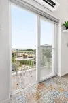 Hyllia by J&J | Studio Near airport w/ pool & gym - 民宿