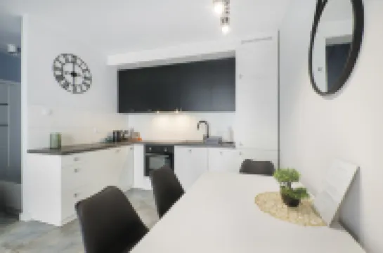 Lumina airy apart near Manufaktura Hotels in 