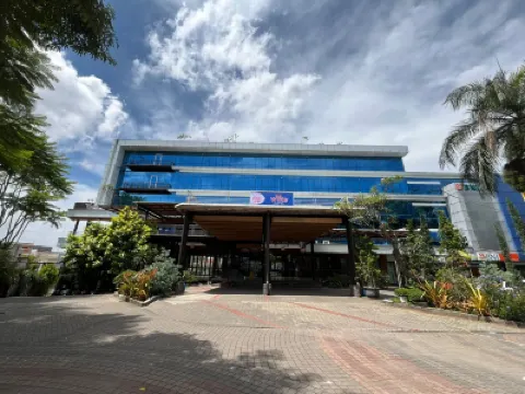 WYNS Hotel Bandung Hotels near Jalan Pasar Induk Caringin