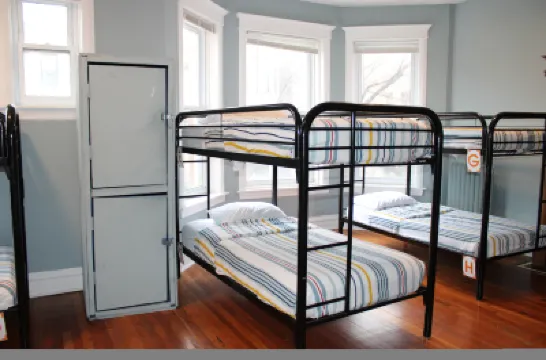 Wrigley Hostel - Chicago Hotels in 