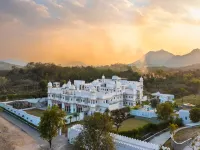 lebua Udaipur Daulatgarh Отели рядом с достопримечательностью «Шилпграм»