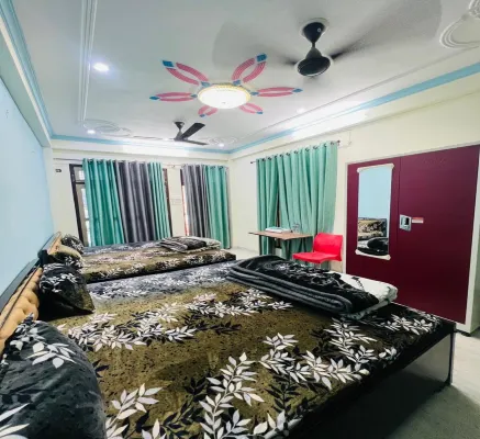 Vandana Palace