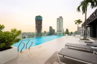 J-Tower 1 - piscina
