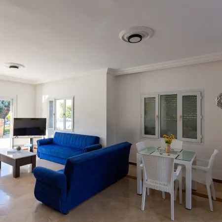 Nando Villa Walk toMerit Park & Kaya Palazzo by HK