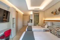 TO BE SUITES - New