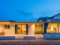 Sea Salt Stay Samui 鄰近尼基海灘（Nikki Beach Samui）的酒店