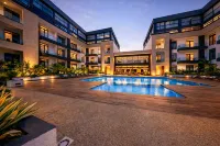 Embassy Gardens Studio with Pool & Gym - pet friendly