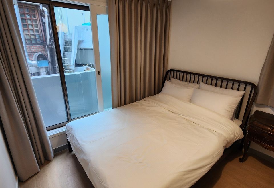 3. 호스텔 펠라즈..