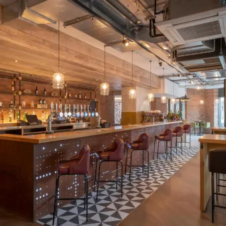 Maldron Hotel Finsbury Park, London Отели рядом с достопримечательностью «Хайбери»