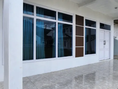 La Lanoe Homes Ranau Hotels in Padang Cahya