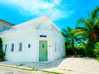 Yonna Yonna よんなよんな Hotels near Irabuohashi Bridge