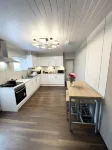 OYO Welsh Holiday Accommodation - Modern Stay فنادق في Angle