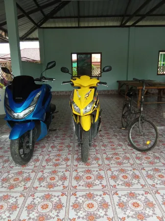 HuanKhumMaung LaPoon Отели рядом с достопримечательностью «Sun Watthanatham Changwat Lamphun Rongrian Suan Bun Yo Patham»