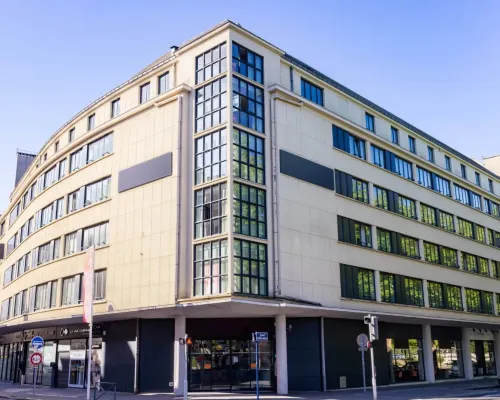 B&B HOME Caen Centre Gare Hotels in Caen