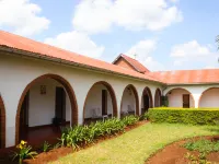 STC.SAFARI LODGE Hotels in Karatu