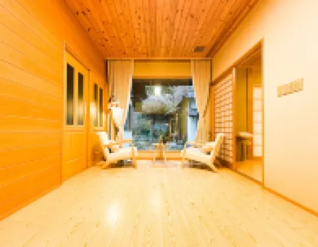HANSTAY KAWACHINAGANO