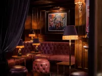 House of Gods Royal Mile Hotels near غراسماركت