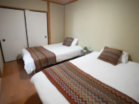 Crossa Village Sakura 酒店