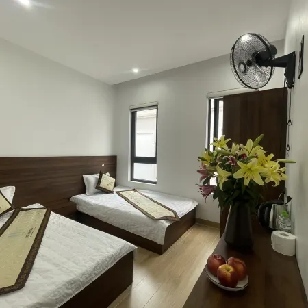 Hola Hotels Mong Cai