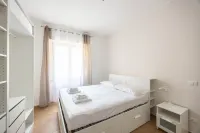 Irnerio Prestige Suite in the Center - Condos