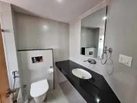 West Studio Flat 1, Lalitpur Inn - parcheggio