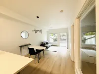 Molie's Home - Pet friendly