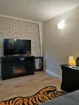 Cozy Private space in Whitby (2 beds +1 sofa bed) - 홈스테이