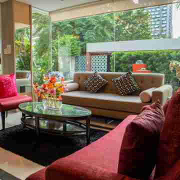 Shine Sukhumvit 33 Aparthotel Phrompong Hotel Exterior