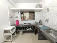 Vighnaharta Villa Hotels in Takawe Bk