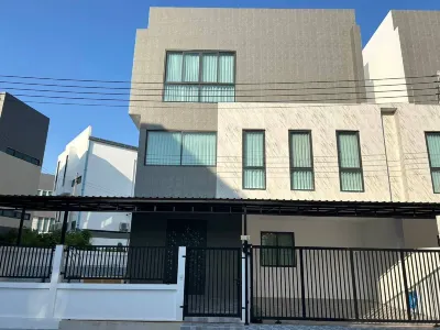 Baan Pool Villa Chonburi Hotels near Wat Nong Si Sa Nguan