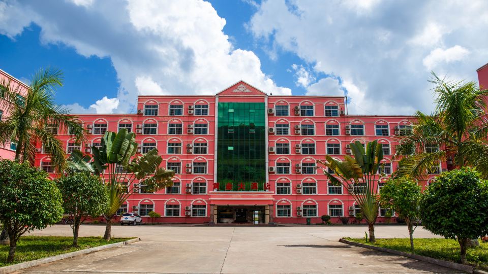 Golden Hotel