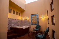 Villa Mango Hotel, near the American University in Cairo, AUC, New Cairo