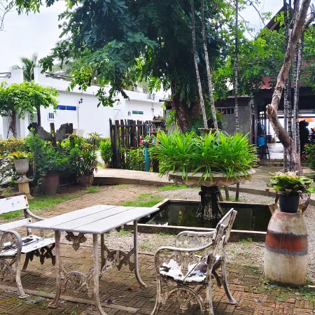 Baan Toom Village and Resort