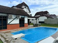 A’Famosa Private Pool Villa Lot 872 – Fong Homestay